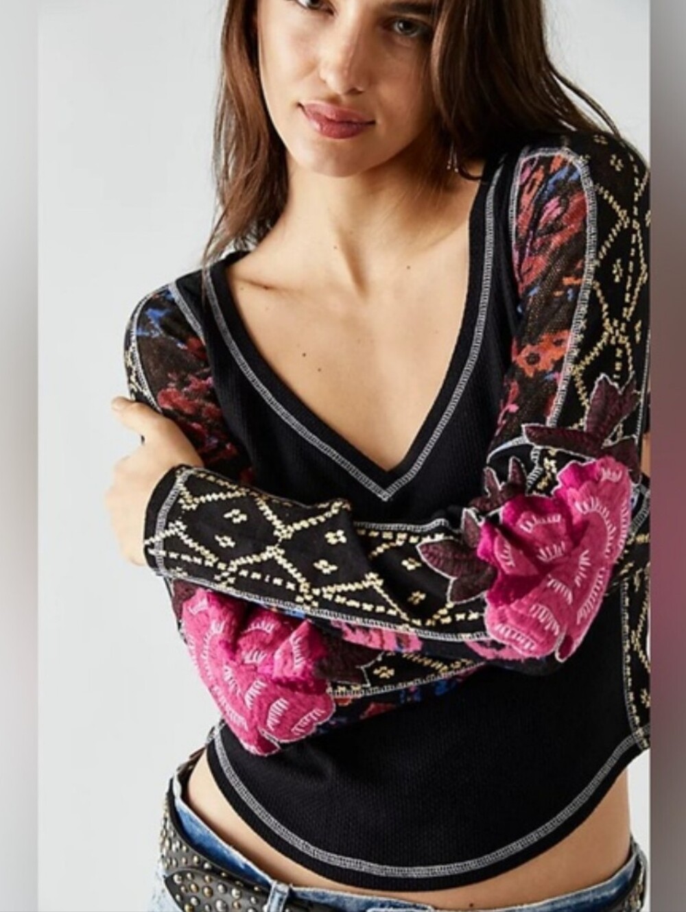 Free People Amara Embroidered Sleeve Thermal V-Neck Top in Black. NWT. Size L